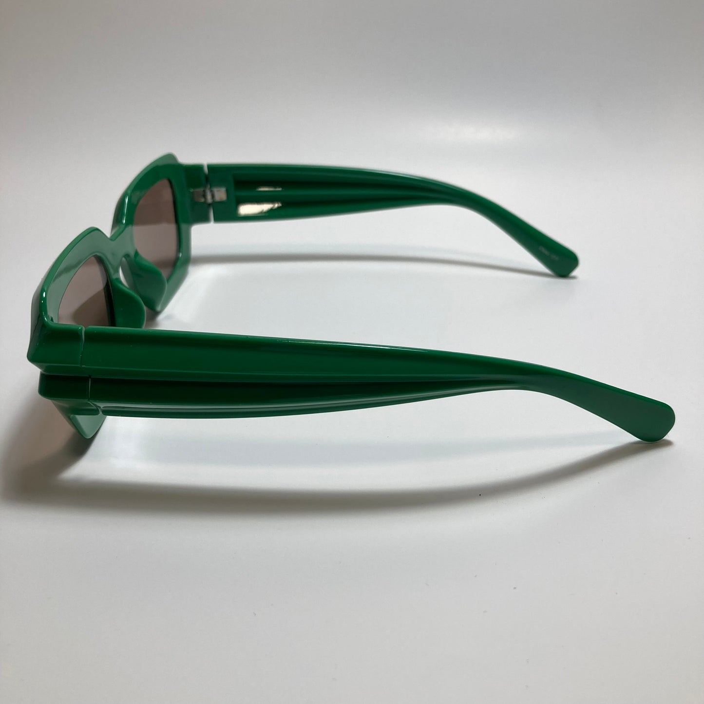 womens green and brown chunky frame sunglasses