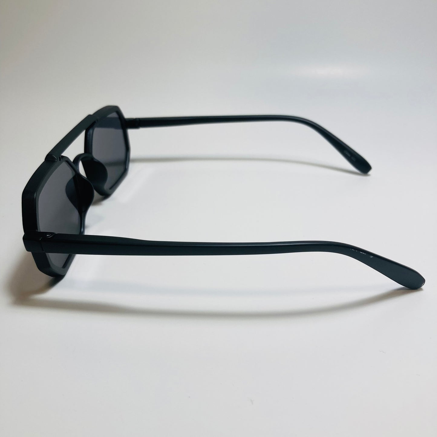 mens and womens black and black small aviator sunglasses
