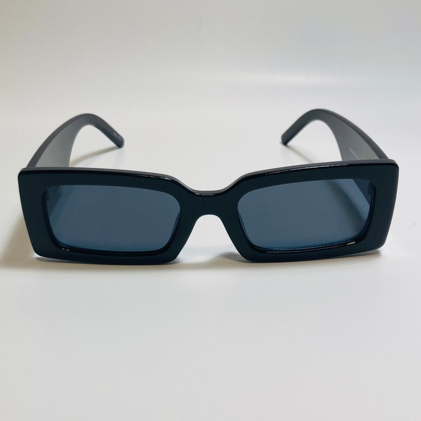 mens and womens black rectangle sunglasses