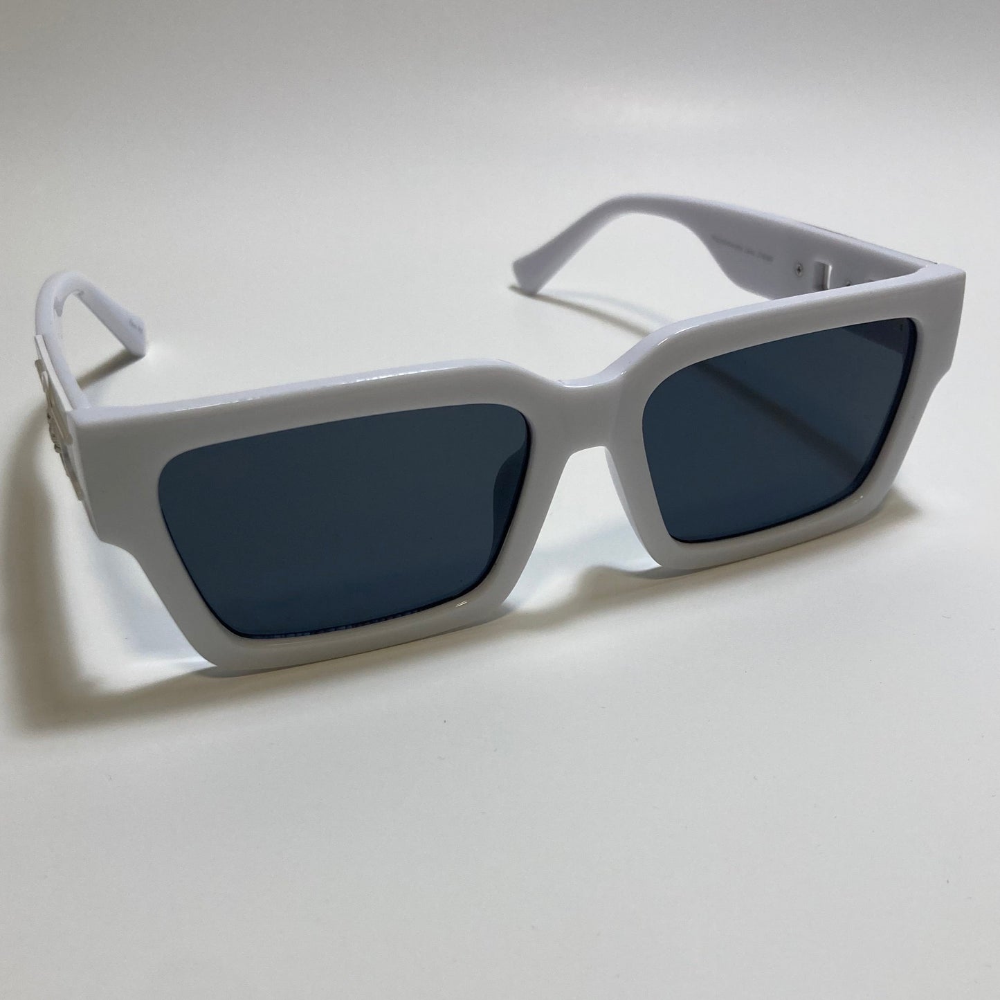 white frame black lens rectangle Y2K Sunglasses