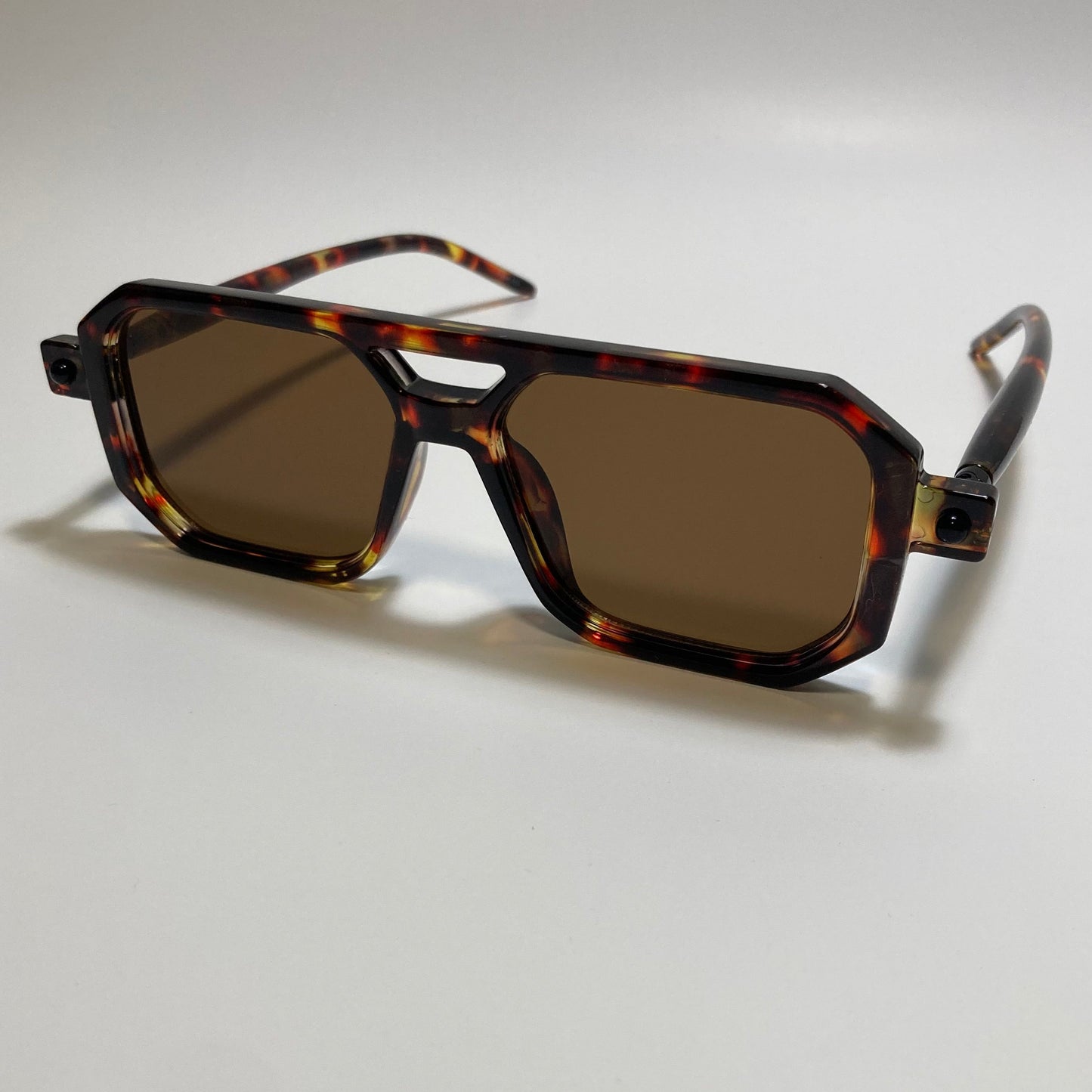 brown frame brown lenses square aviator 70s sunglasses