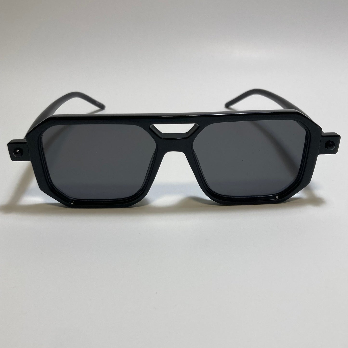 black frame black lenses square aviator 70s sunglasses