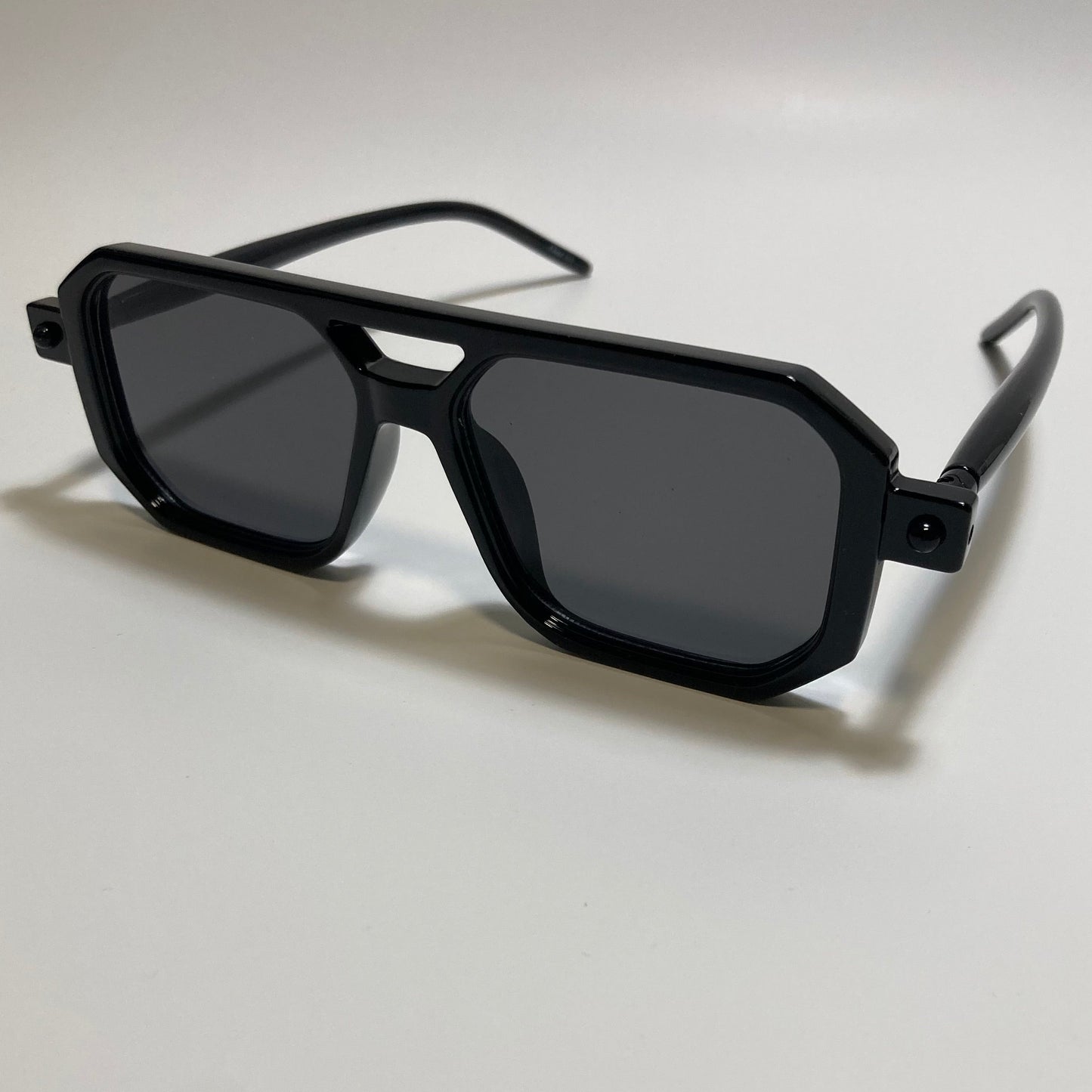 black frame black lenses square aviator 70s sunglasses