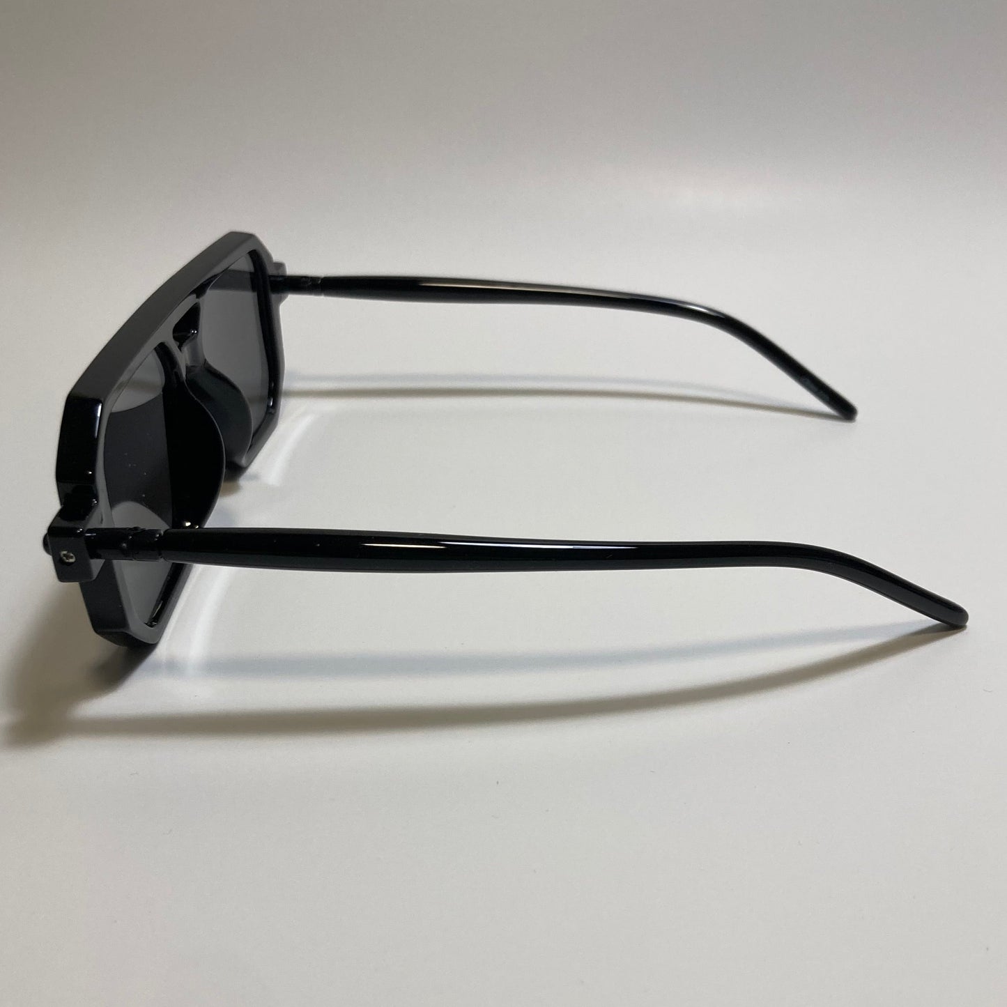 black frame black lenses square aviator 70s sunglasses