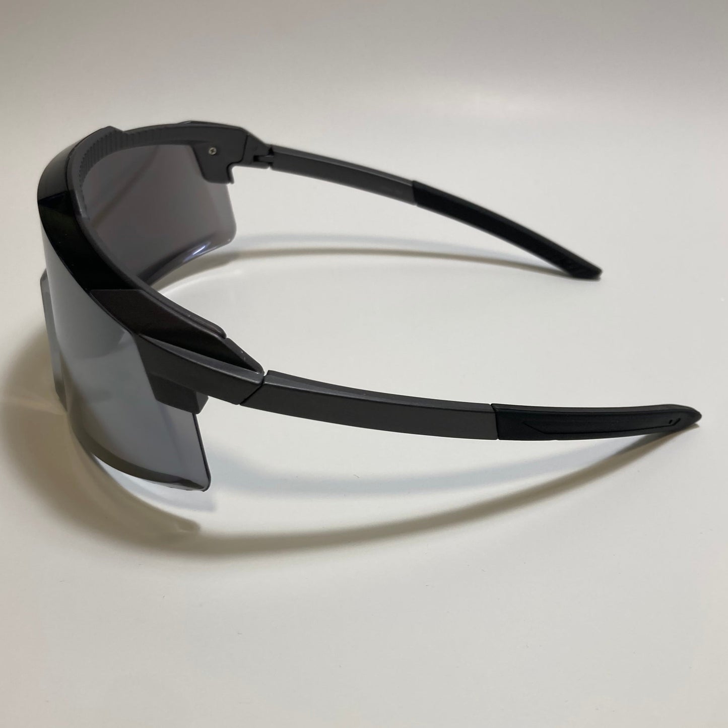womens and mens sport cycling sunglasses with mirrored silver lens and black frame
