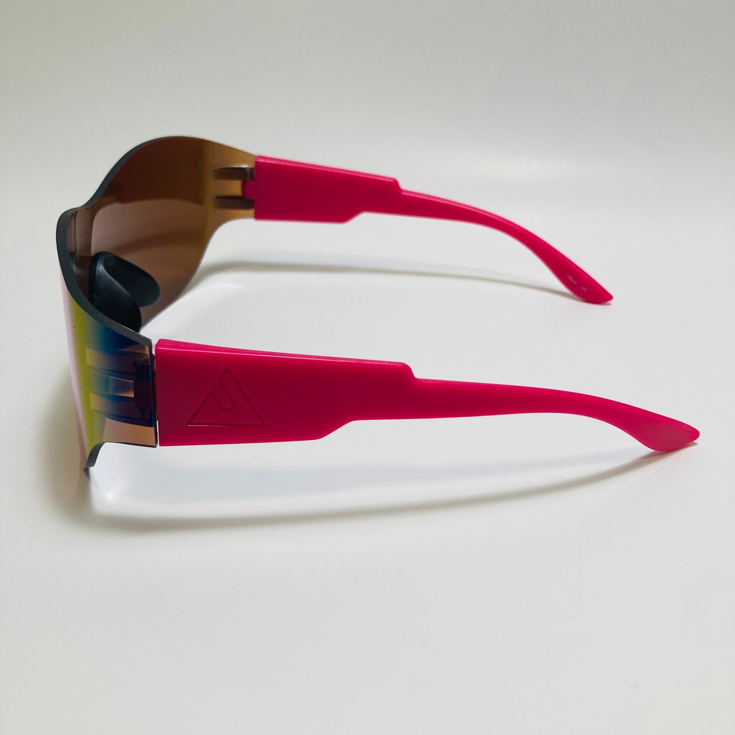 mens and womens mirrored pink green and blue running sunglasses