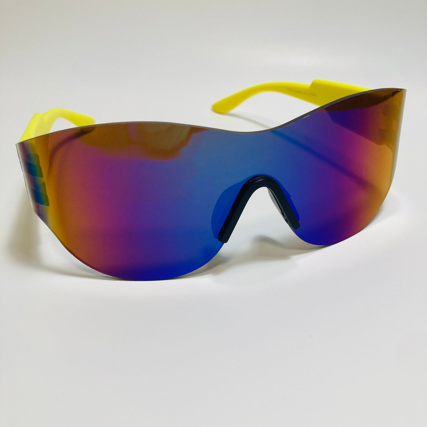 mens and womens mirrored blue and yellow running sunglasses