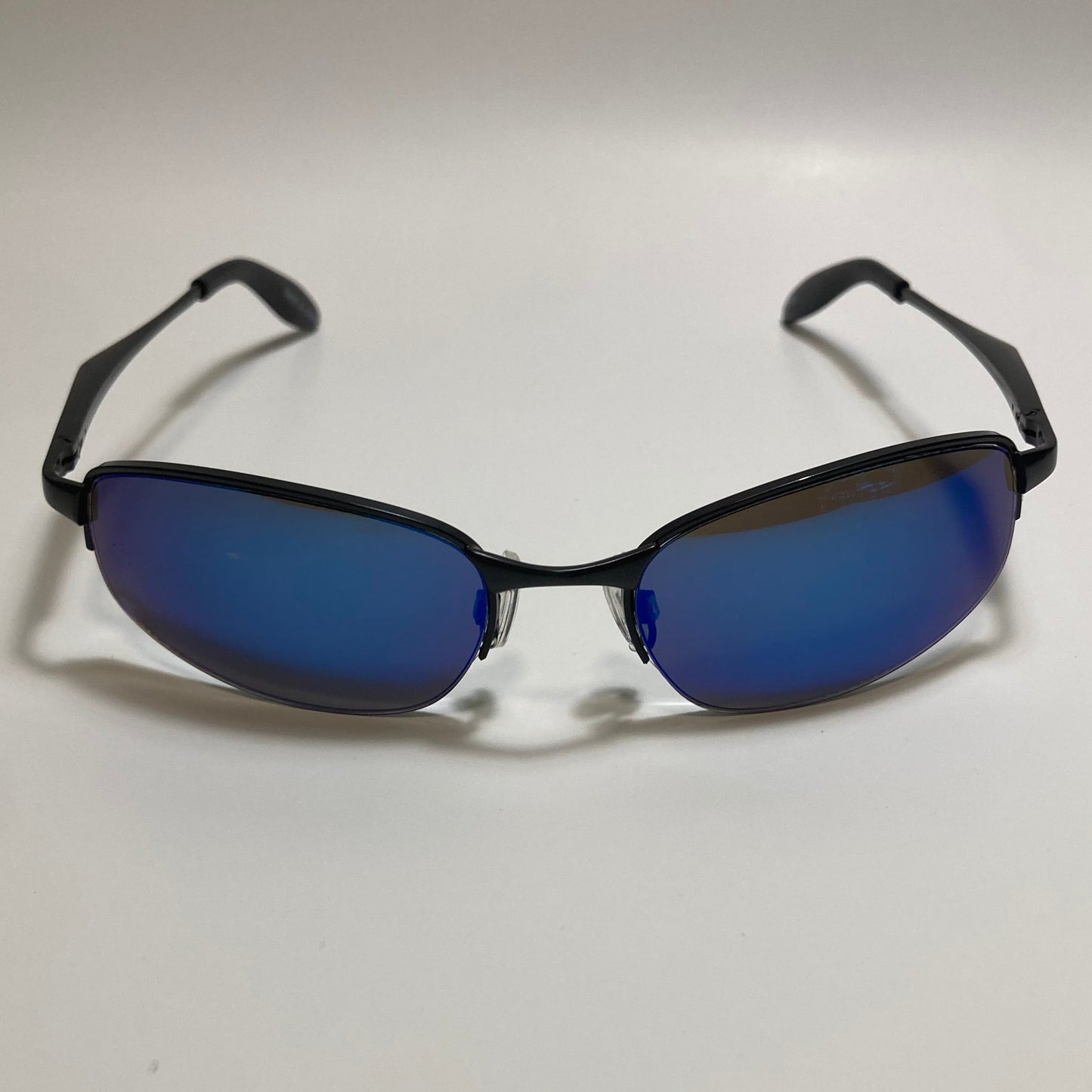 mens and womens black and blue mirrored metal frame wrap y2k sunglasses