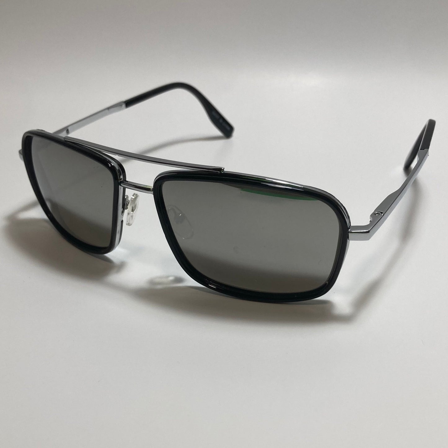 mens and womens black and silver mirrored aviator sunglasses