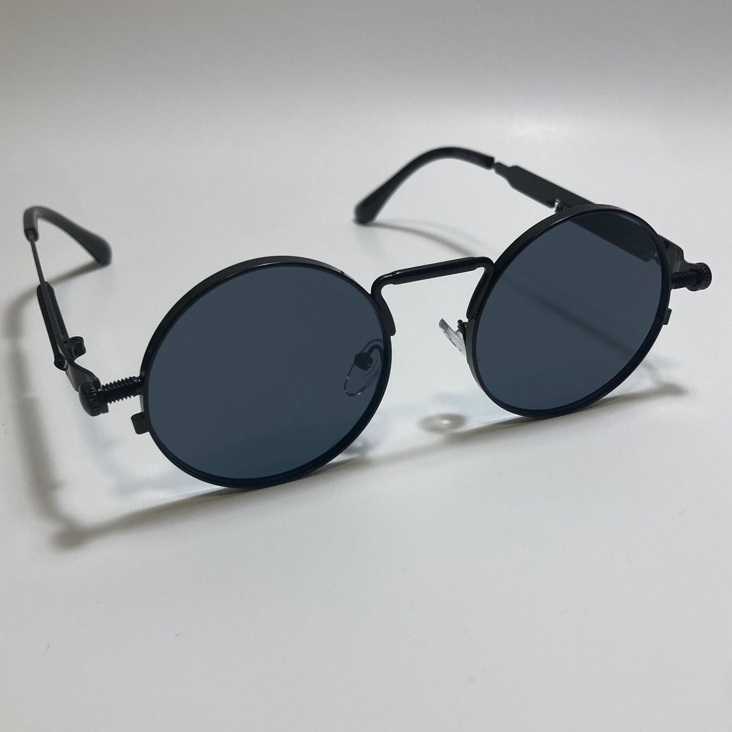 mens and womens black round metal steampunk sunglasses