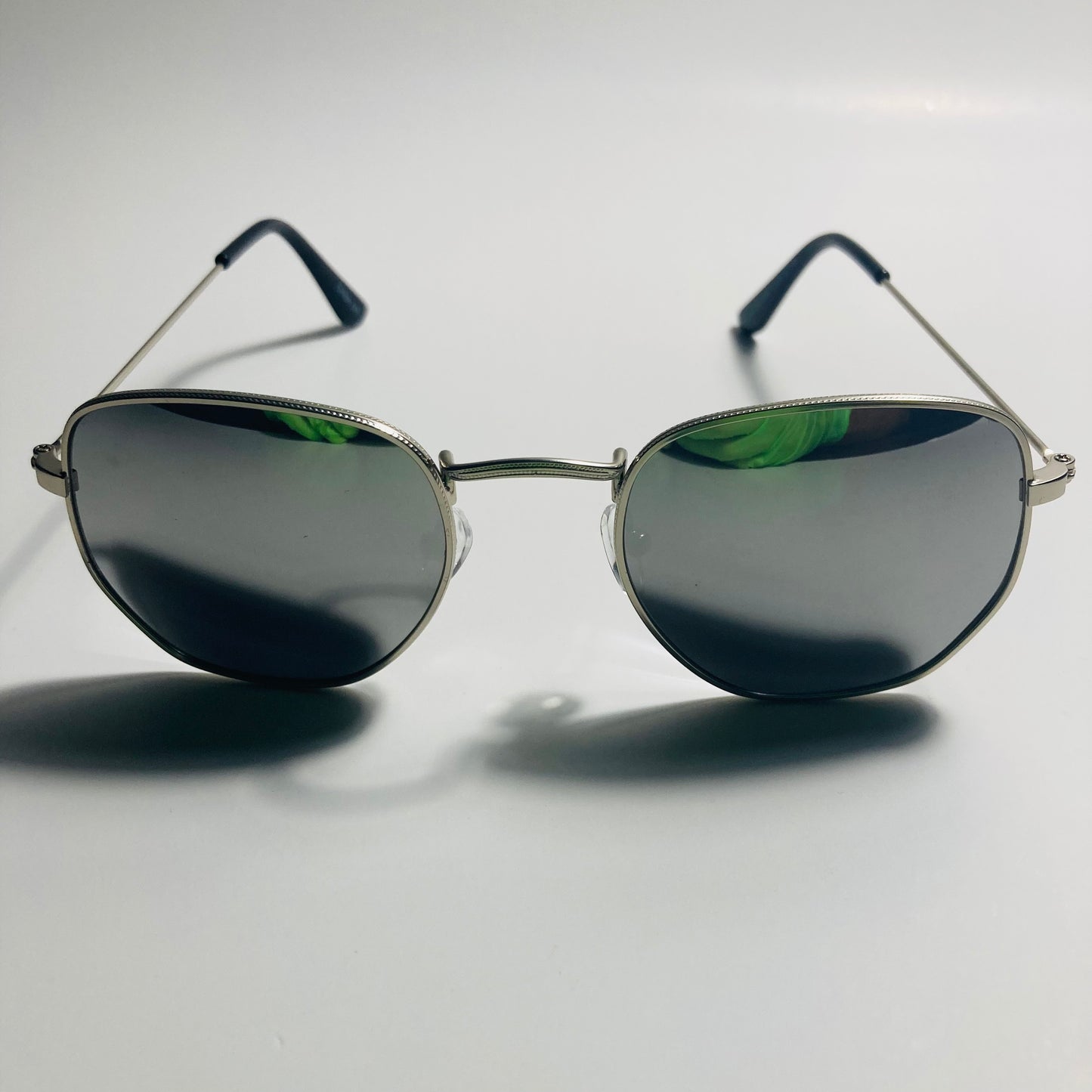 mens and womens silver mirrored square sunglasses
