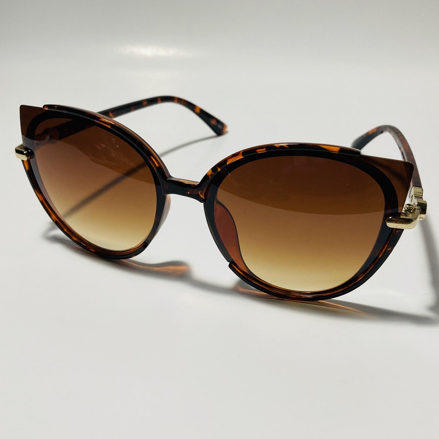 Womens brown cat eye sunglasses