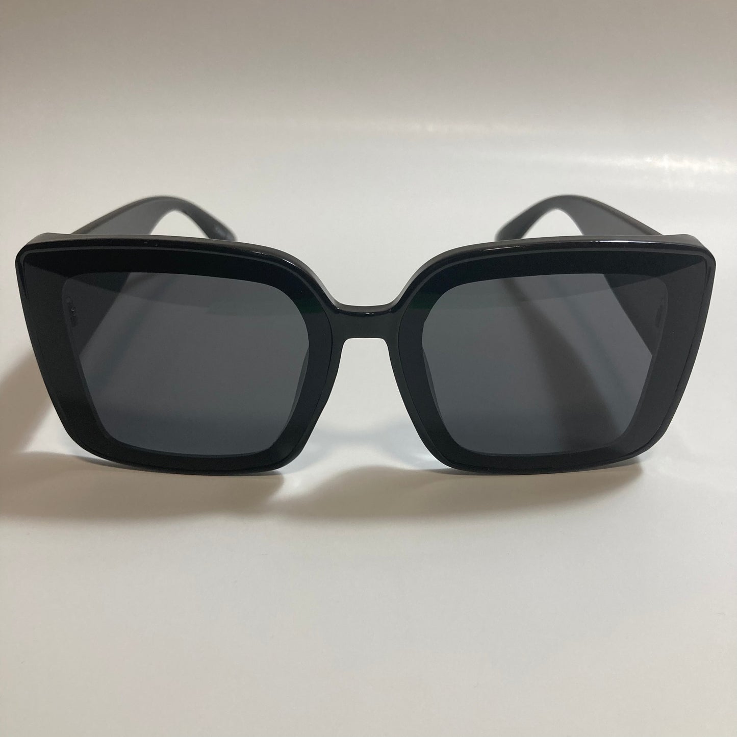 womens black oversize square sunglasses