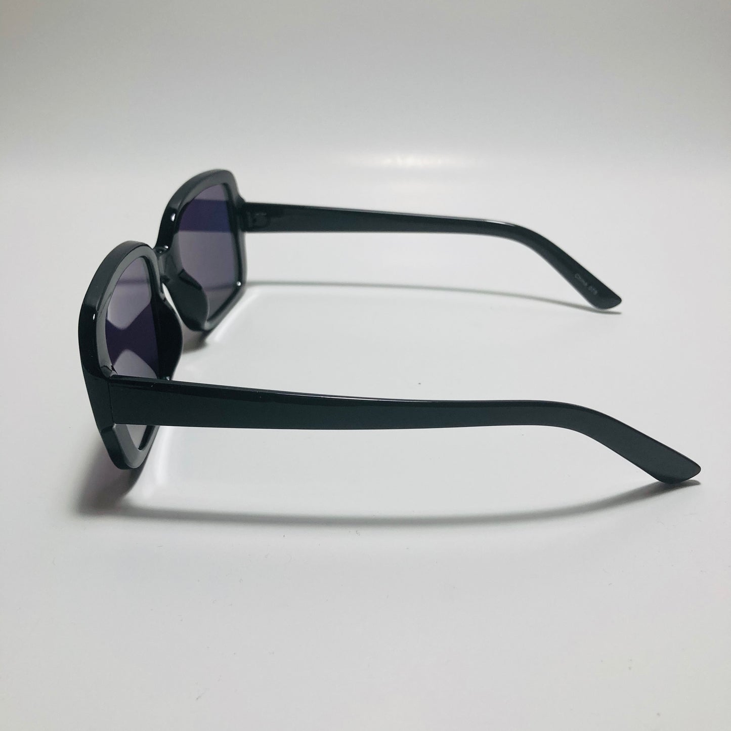 womens black and pink mirrored square sunglasses