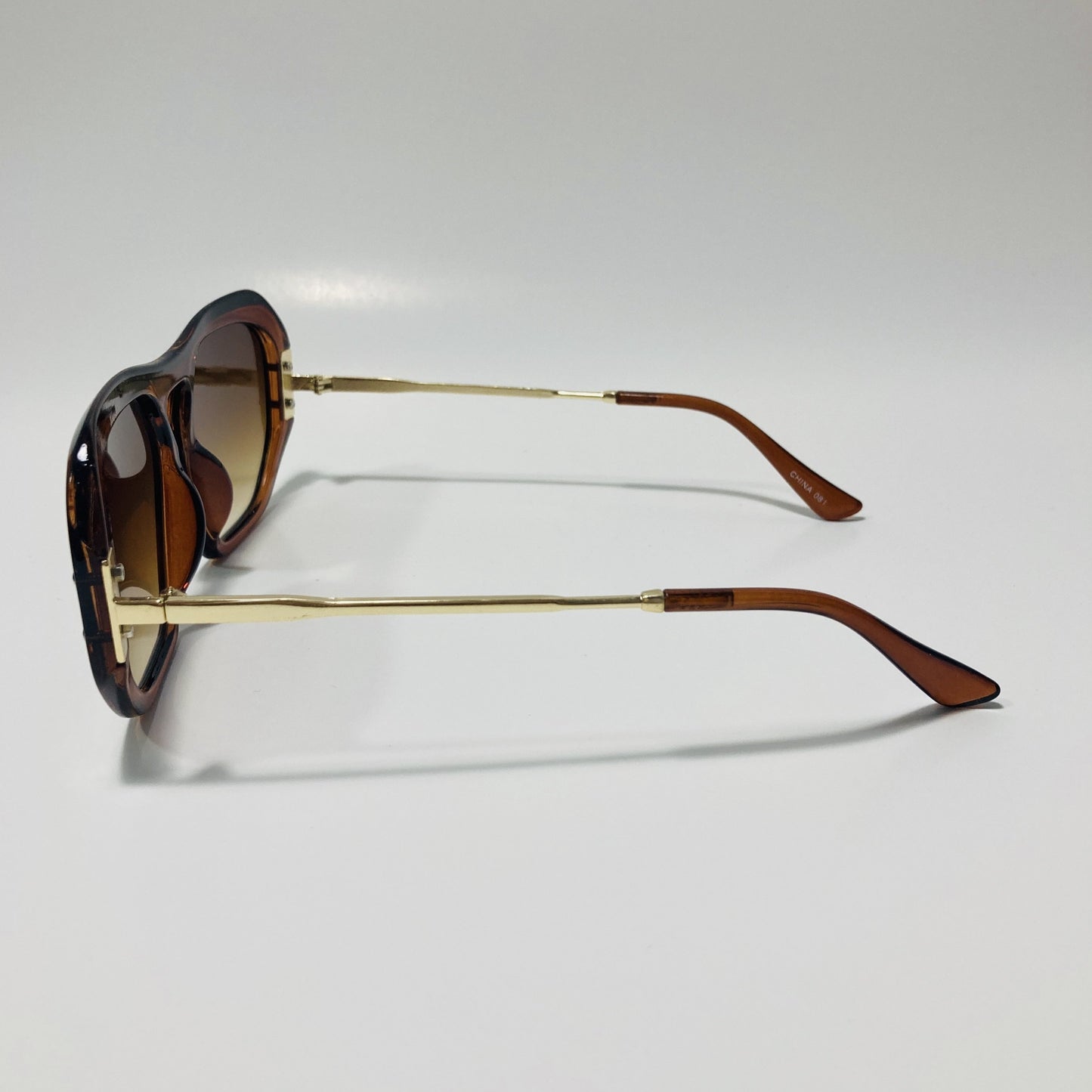 womens brown and gold oversize sunglasses