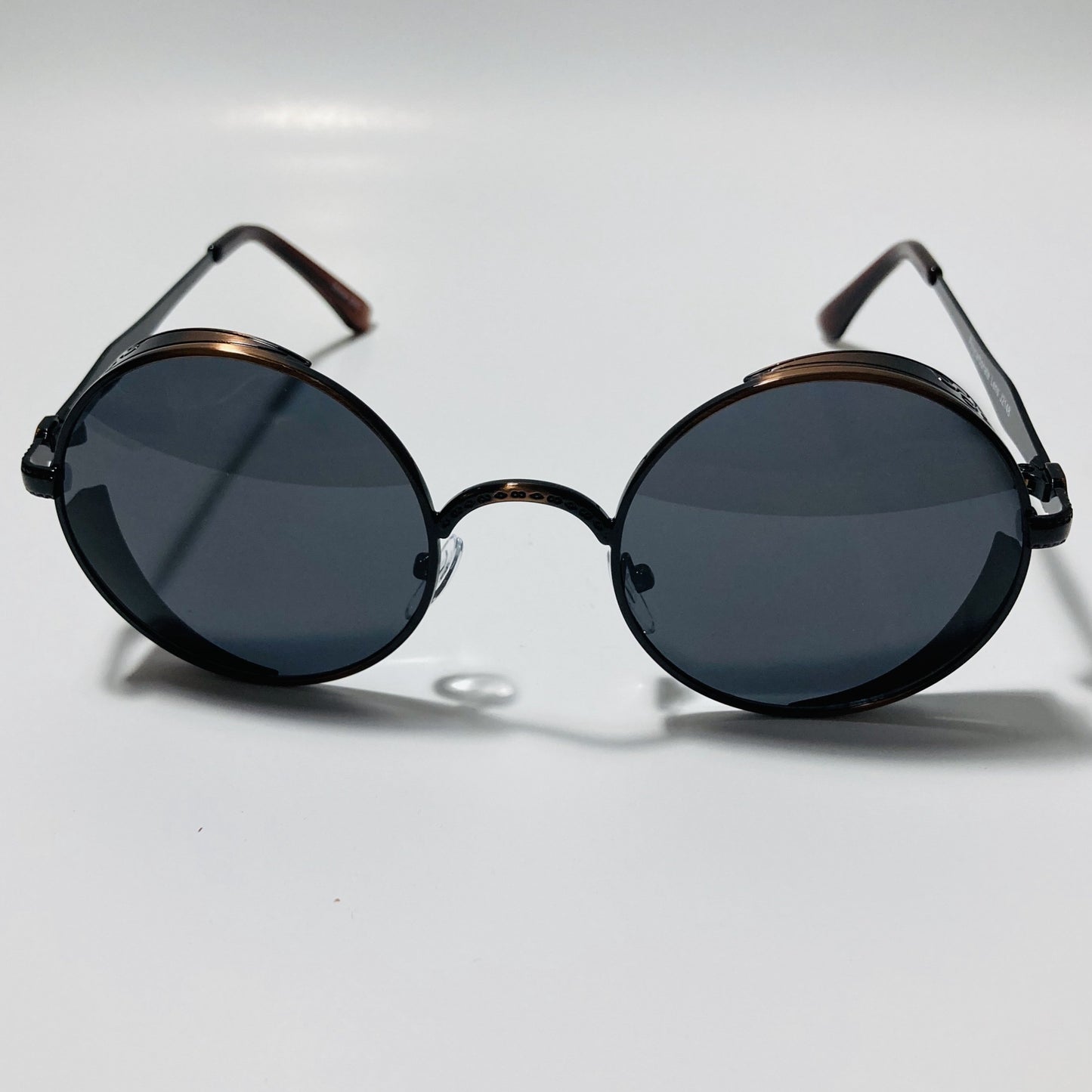 men and women bronze and black round steampunk sunglasses