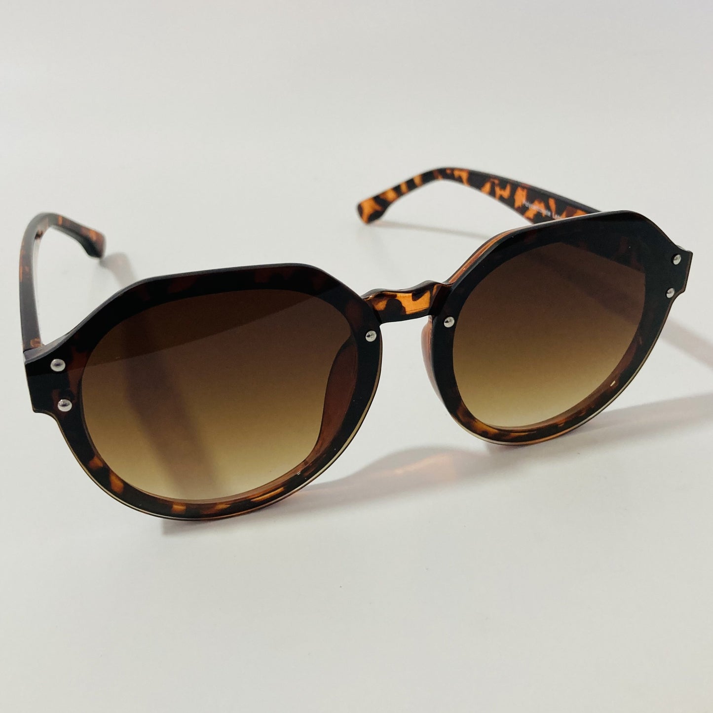 womens brown round sunglasses