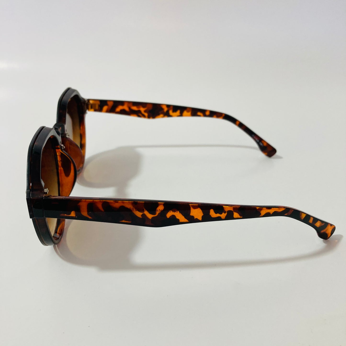womens brown round sunglasses