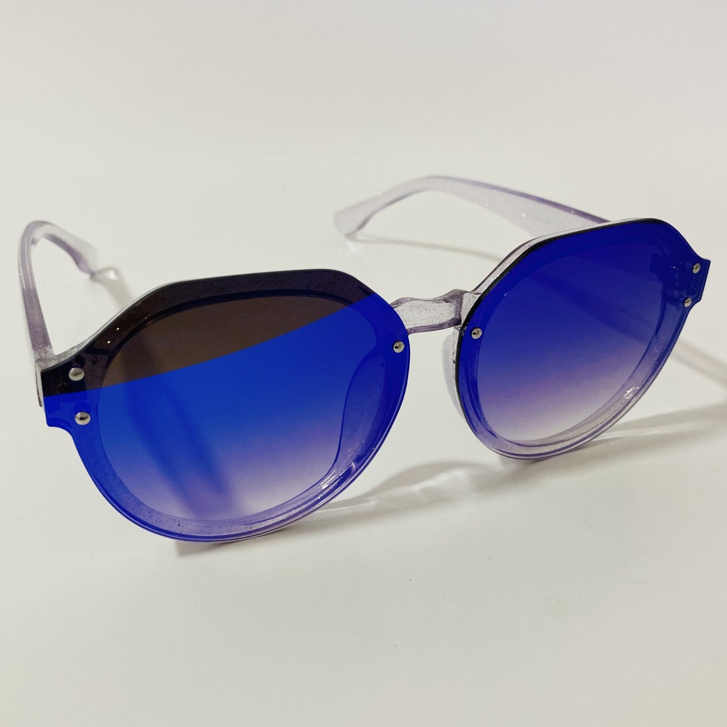 womens blue and white mirrored round glitter sunglasses
