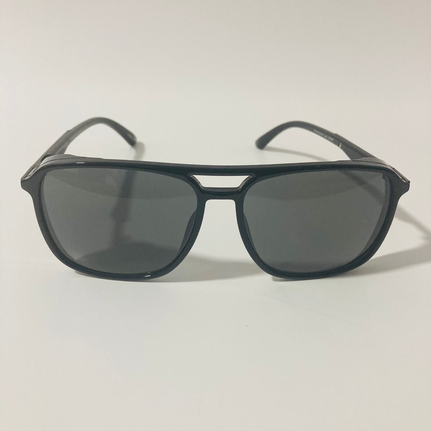 mens and womens black aviator sunglasses
