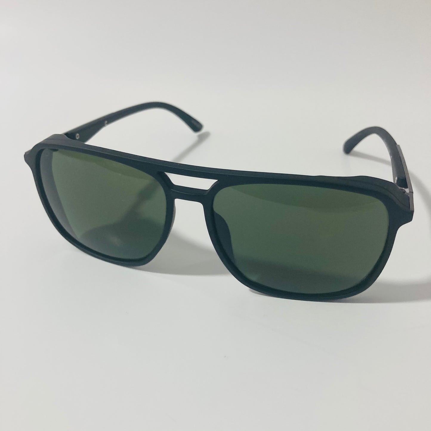mens and womens green and black aviator sunglasses