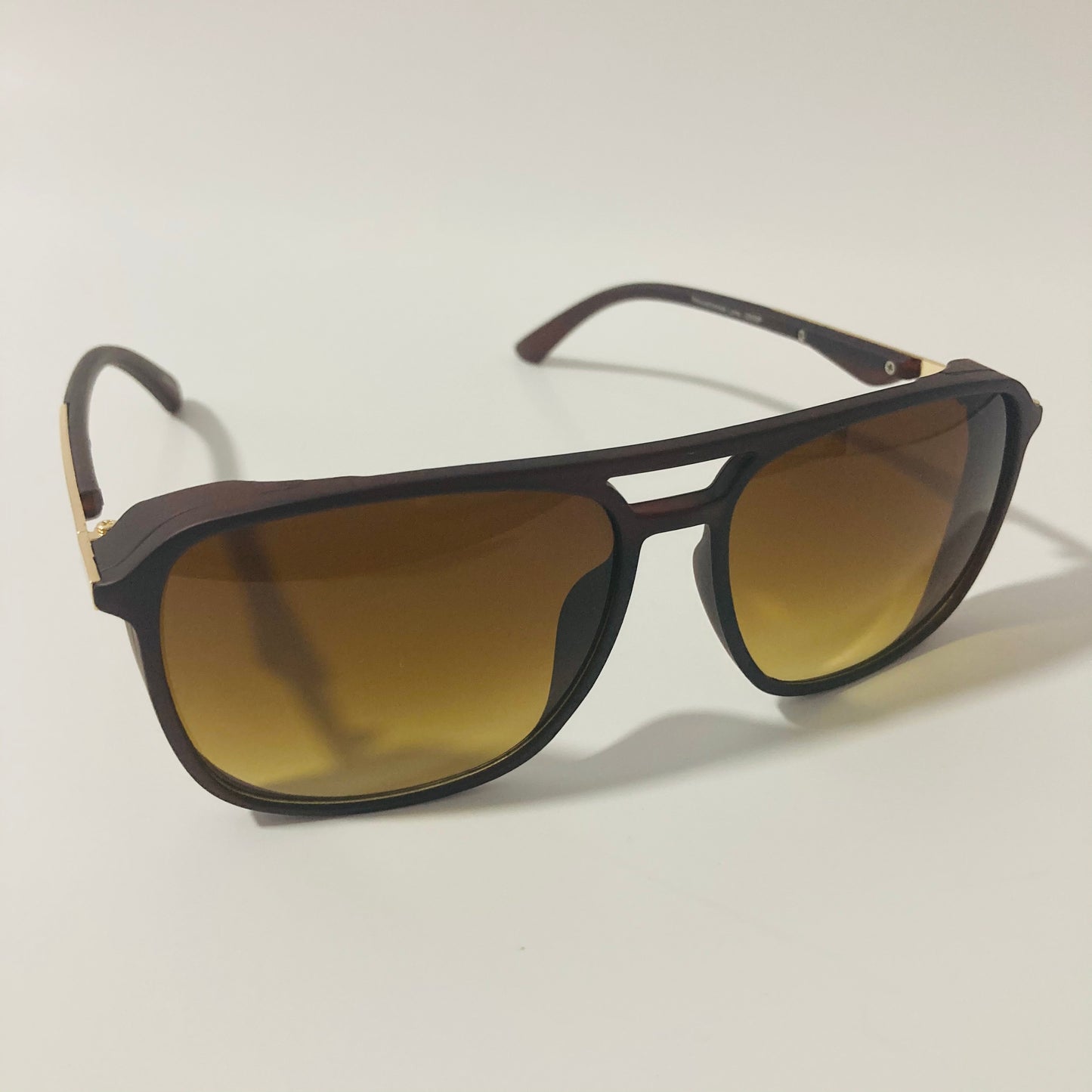 mens and womens brown aviator sunglasses