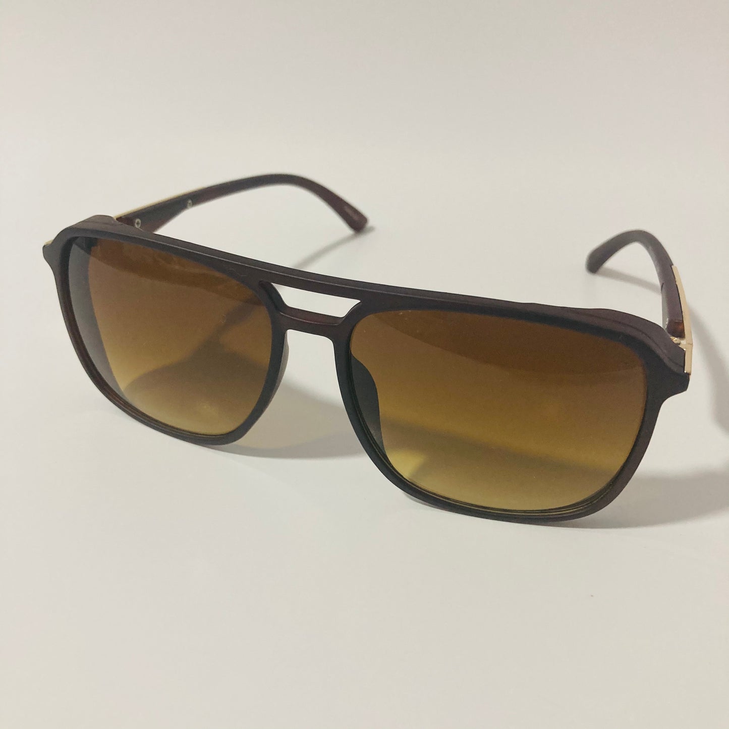 mens and womens brown aviator sunglasses