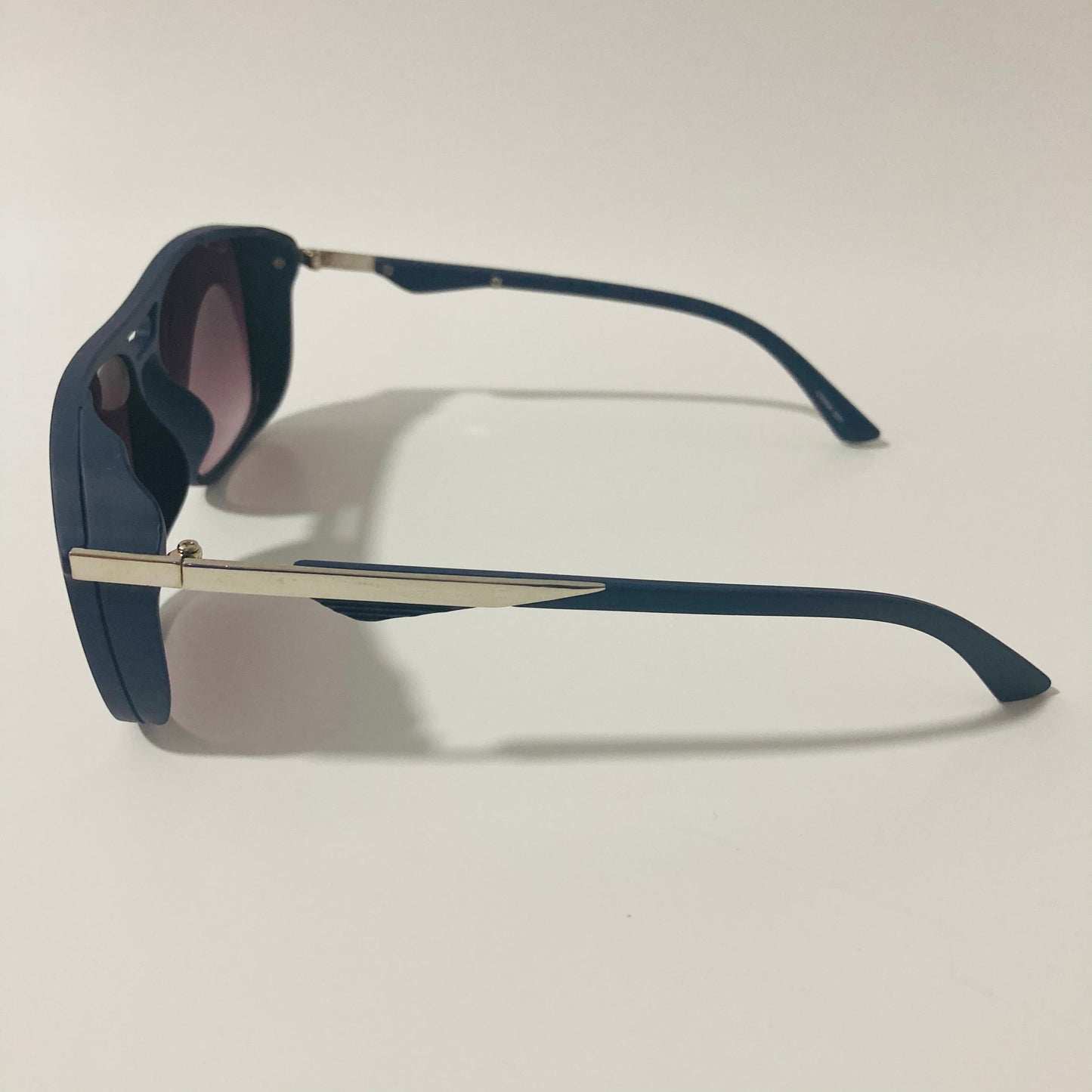 mens and womens blue and black aviator sunglasses