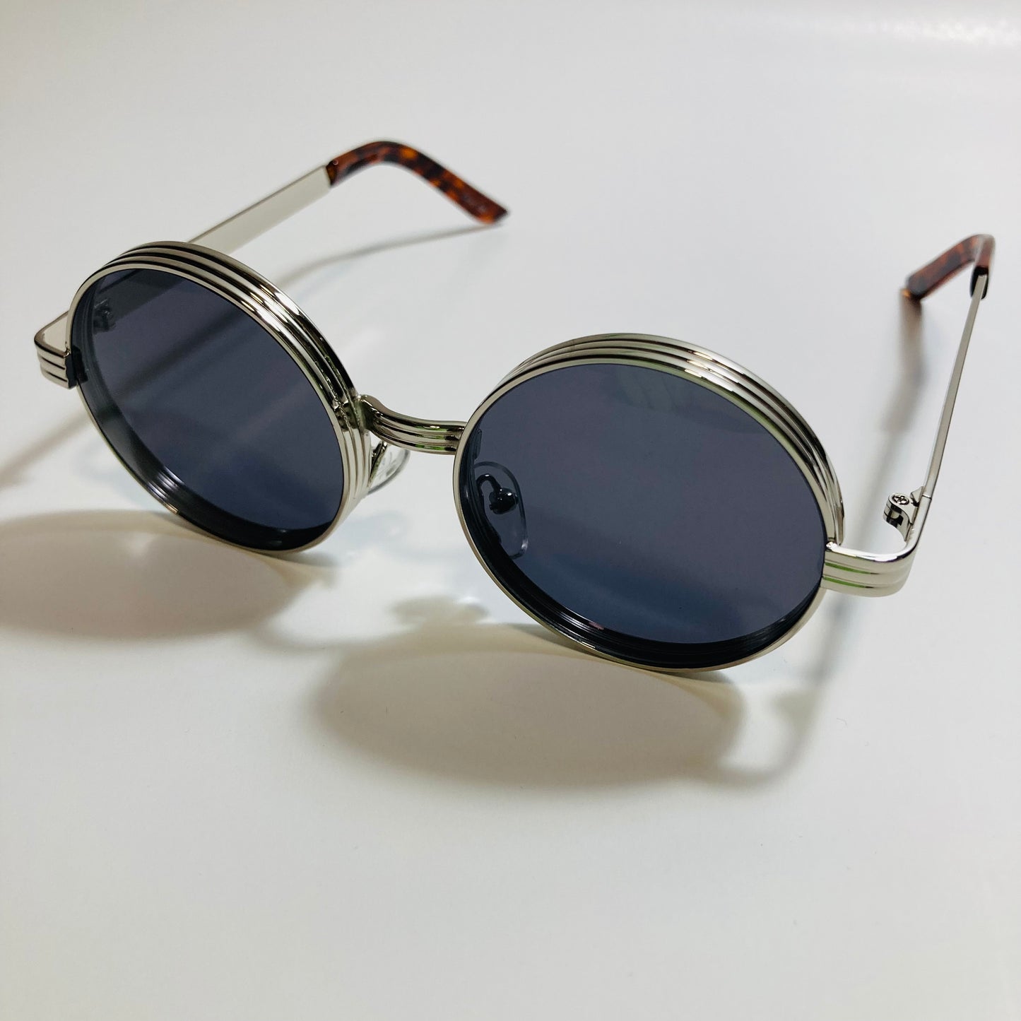 mens and womens black and silver round steampunk sunglases