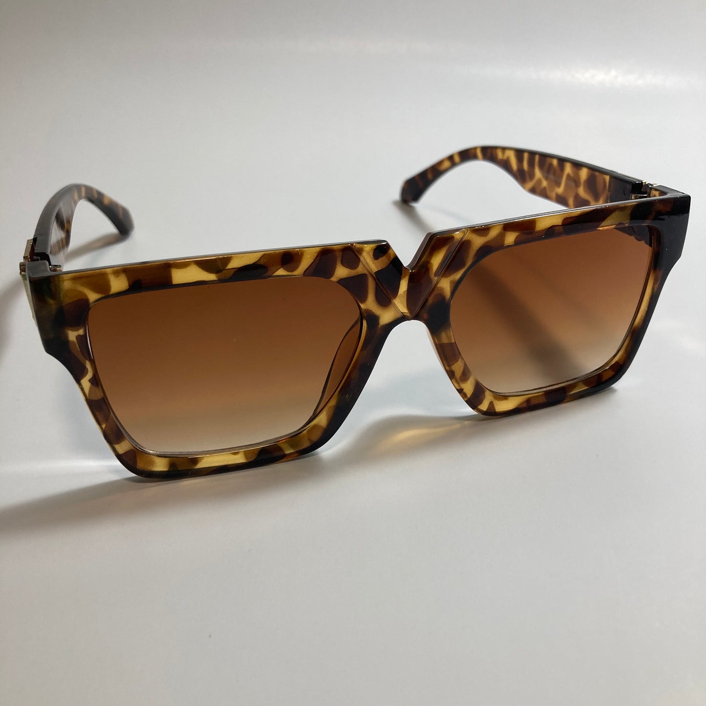 mens and womens brown square sunglasses
