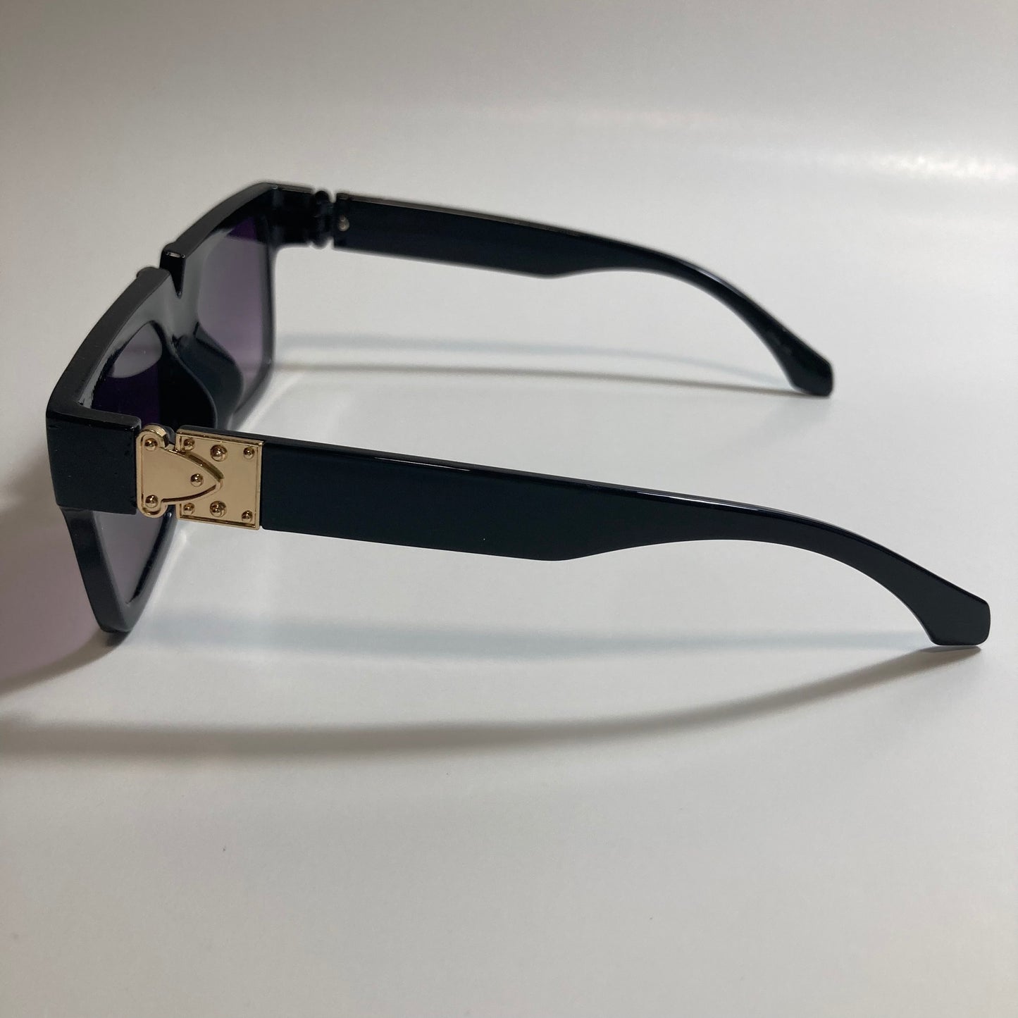 mens and womens black square sunglasses