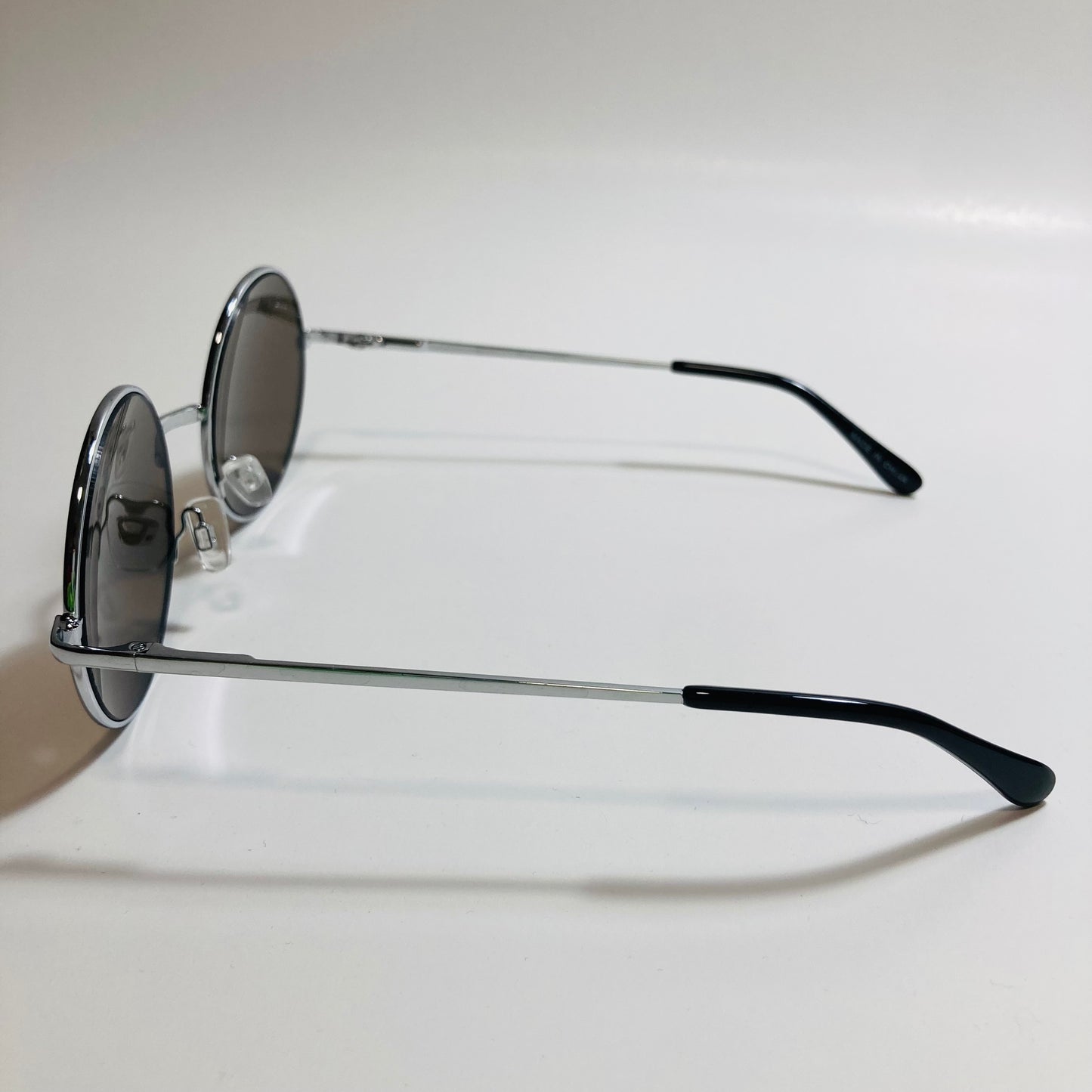 mens and womens silver and blue mirrored round sunglasses