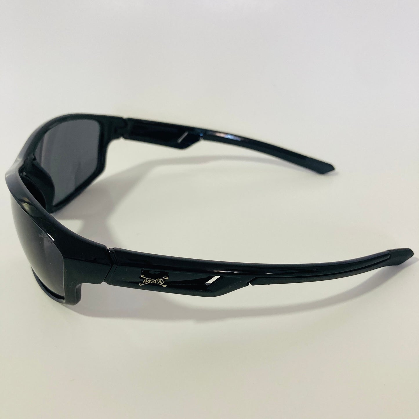 mens and womens black wrap around sunglasses