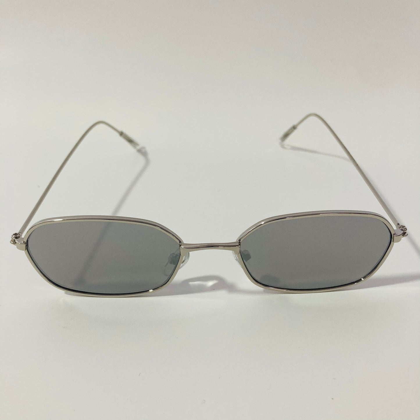 mens and womens silver mirrored oval sunglasses