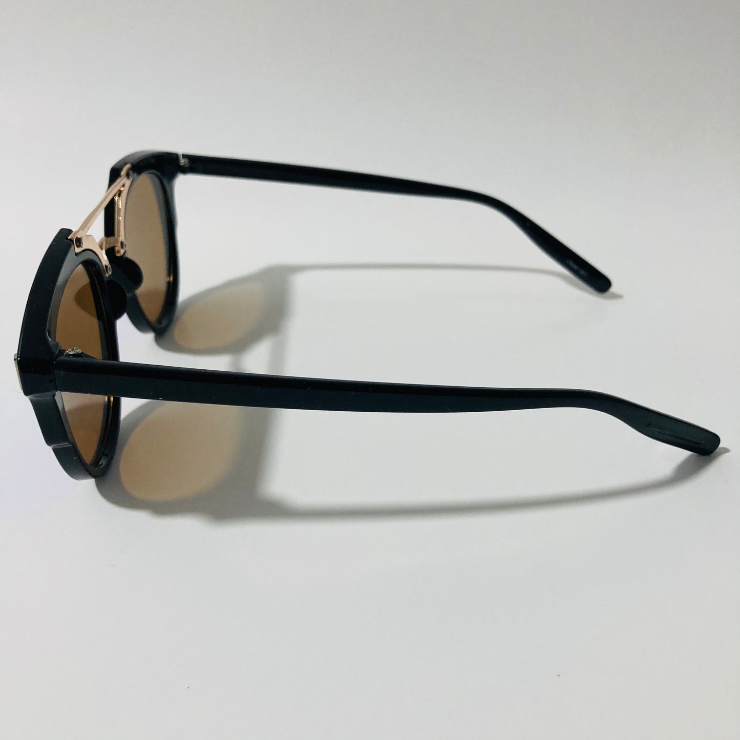 mens and womens black blue and gold mirrored round sunglasses with crossbar