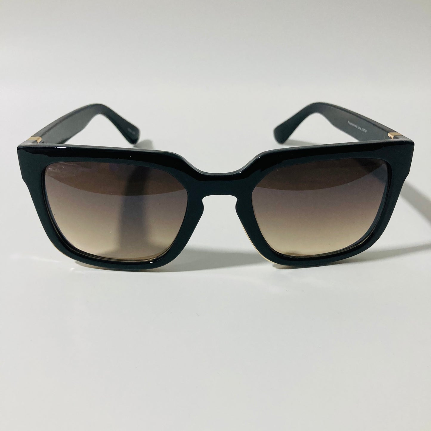 mens and womens black square sunglasses