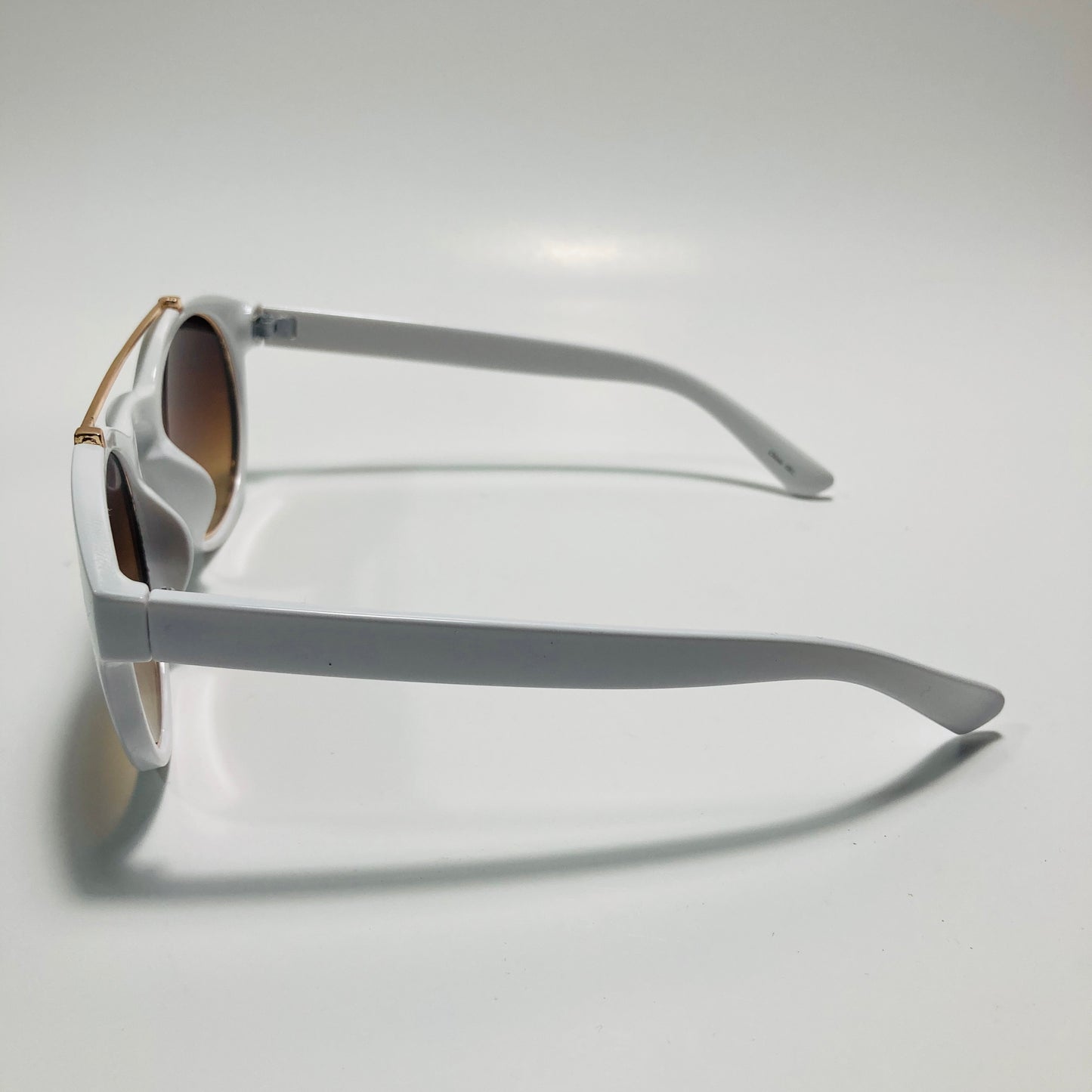 Keywords: Tortoise Sunglasses, Gold Sunglasses, Italian Sunglasses, Chic Sunglasses, Affordable Sunglasses, Cheap Sunglasses, Round Sunglasses, Circular Sunglasses, Circle Sunglasses, Gradient Lens Sunglasses, Ombre Lens Sunglasses, Tiger Sunglasses, White Sunglasses, Silver Sunglasses, New York Sunglasses, NYC Sunglasses, Shade Phreak Sunglasses, Shade Phreak, The Alegrissimo Sunglasses, Italian Design Sunglasses, Shade Phreak Sunglasses Company, Shade Phreak Sunglass Co.