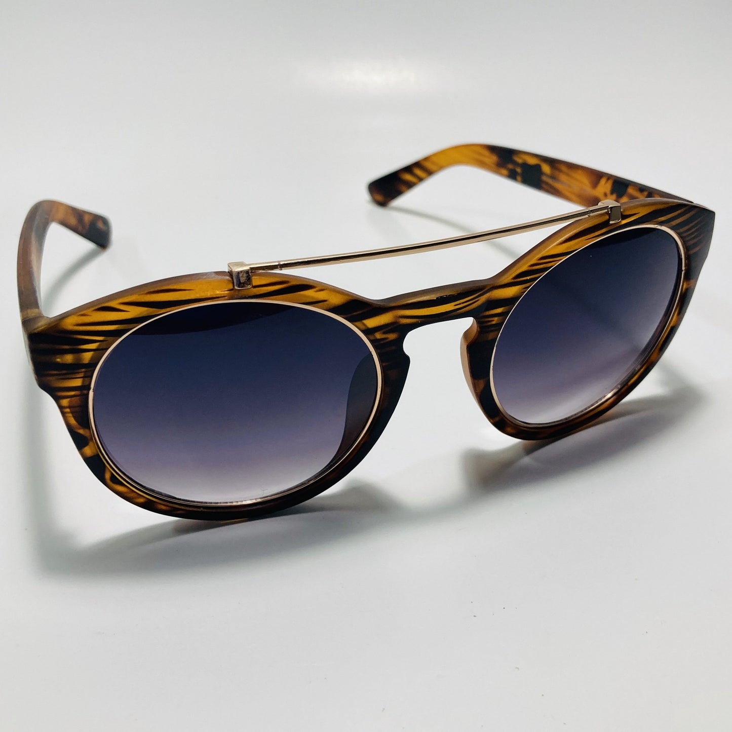 Keywords: Tortoise Sunglasses, Gold Sunglasses, Italian Sunglasses, Chic Sunglasses, Affordable Sunglasses, Cheap Sunglasses, Round Sunglasses, Circular Sunglasses, Circle Sunglasses, Gradient Lens Sunglasses, Ombre Lens Sunglasses, Tiger Sunglasses, White Sunglasses, Silver Sunglasses, New York Sunglasses, NYC Sunglasses, Shade Phreak Sunglasses, Shade Phreak, The Alegrissimo Sunglasses, Italian Design Sunglasses, Shade Phreak Sunglasses Company, Shade Phreak Sunglass Co.