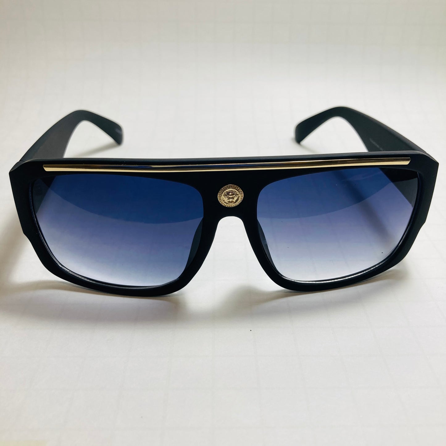 mens and womens black square sunglasses