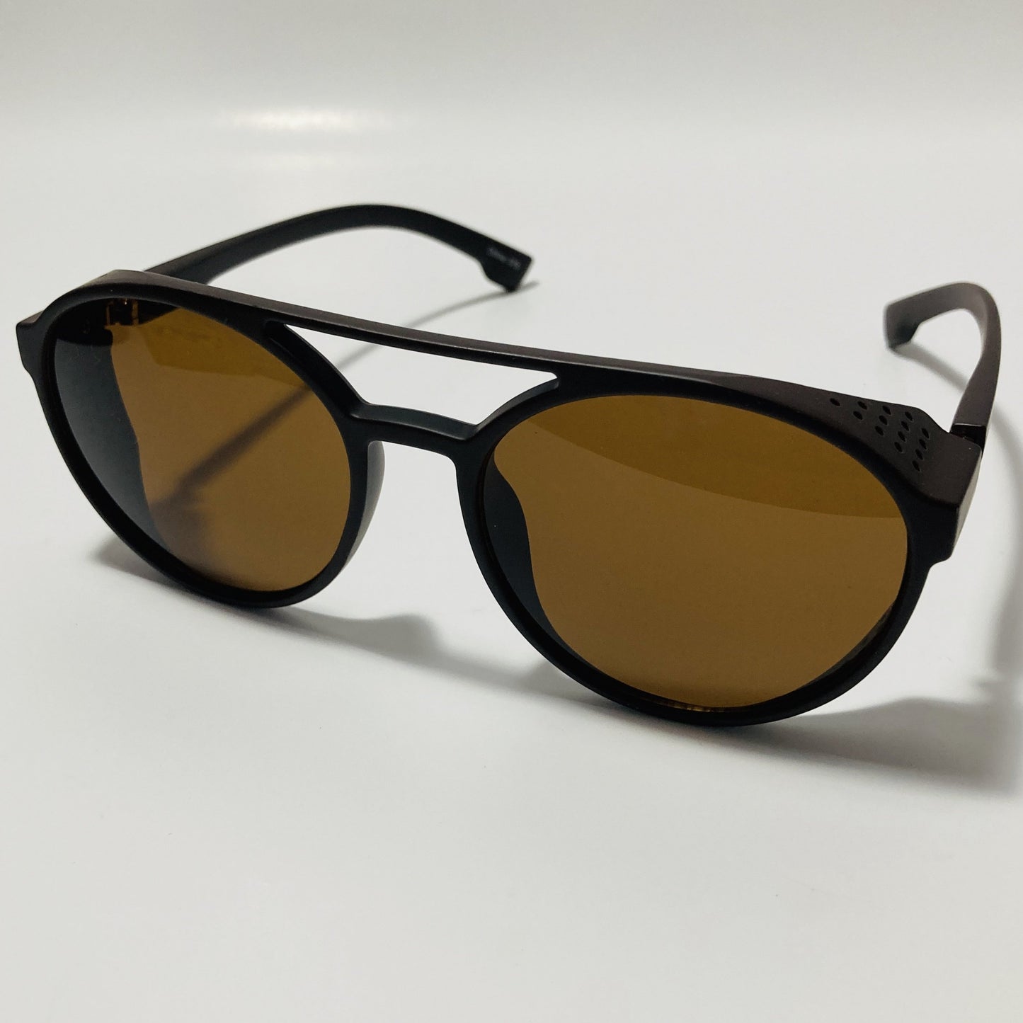 mens and womens brown round steampunk sunglasses with side shields