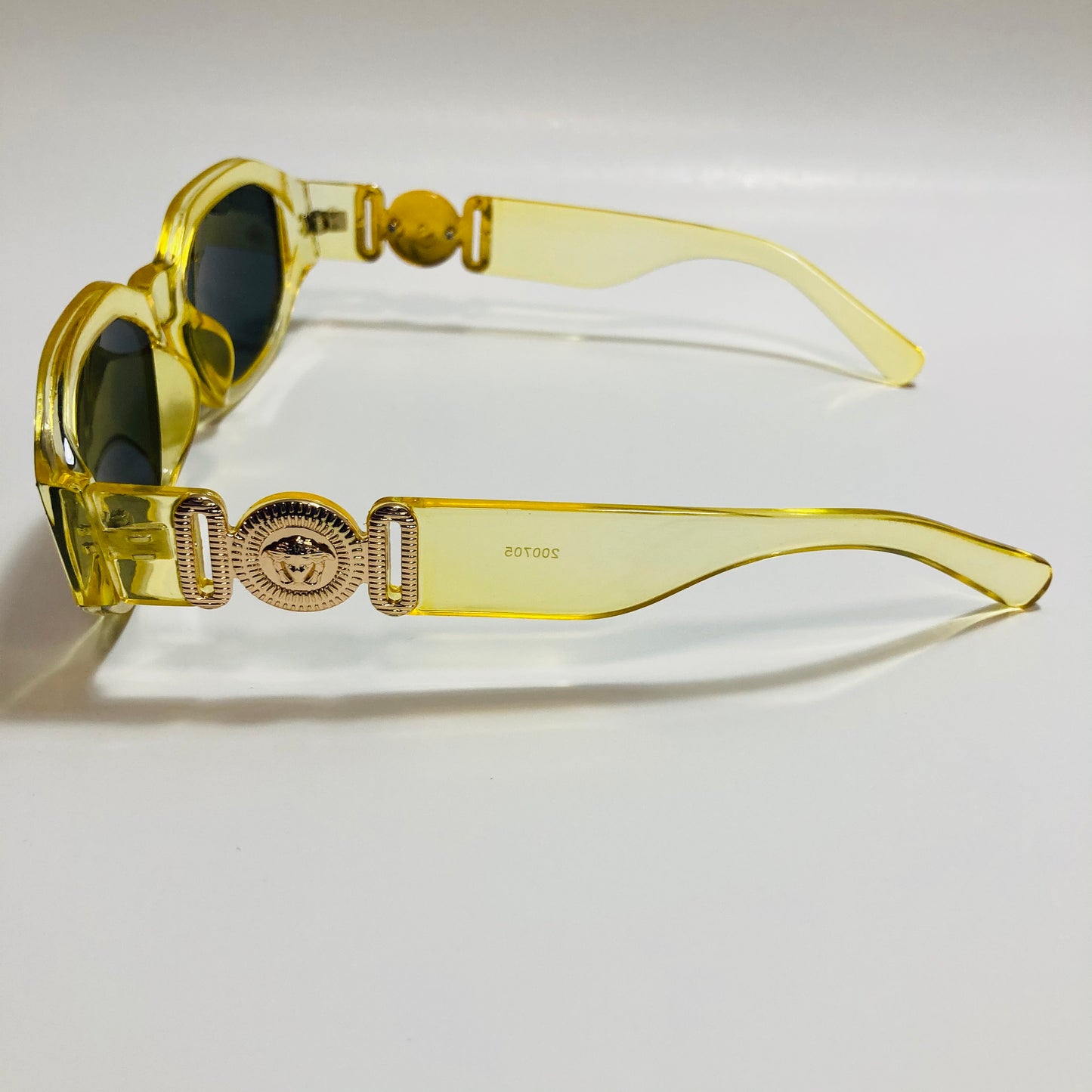 mens and womens yellow and black biggie sunglasses
