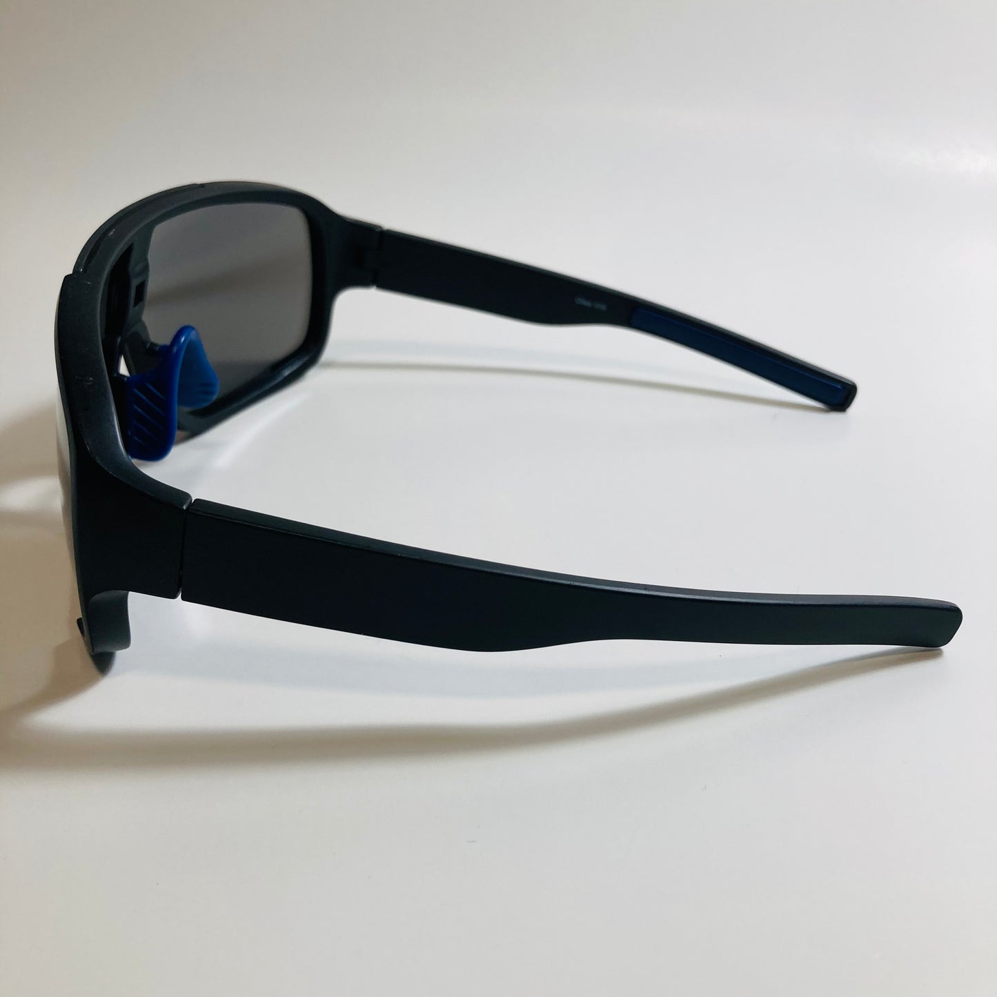 mens and womens black and blue mirrored macho man sunglasses