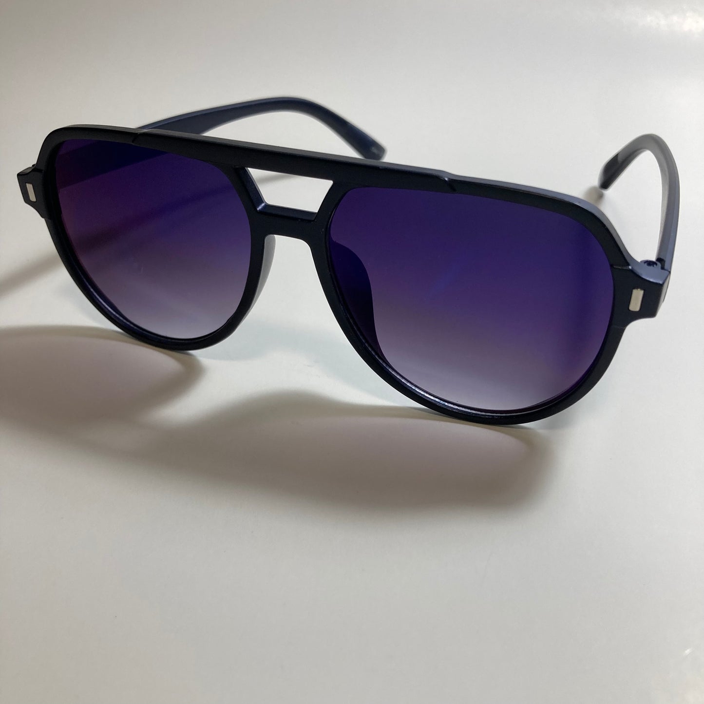 mens and womens black and blue mirrored aviator sunglasses