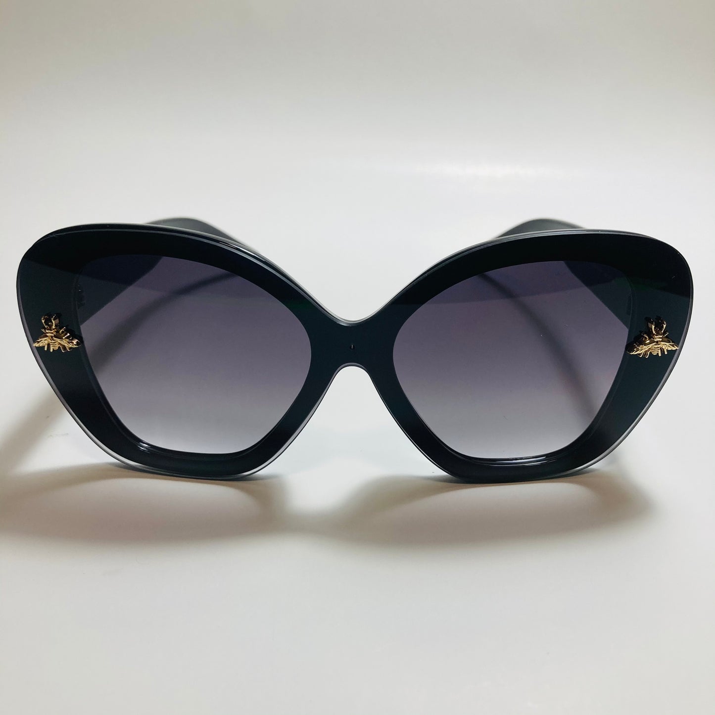 womens black oversize cat eye sunglasses