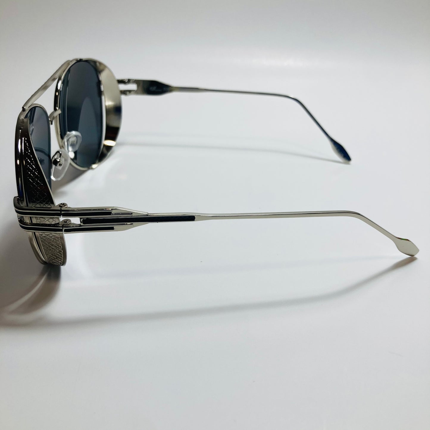 Mens and Womens metal aviator sunglasses silver with black lenses