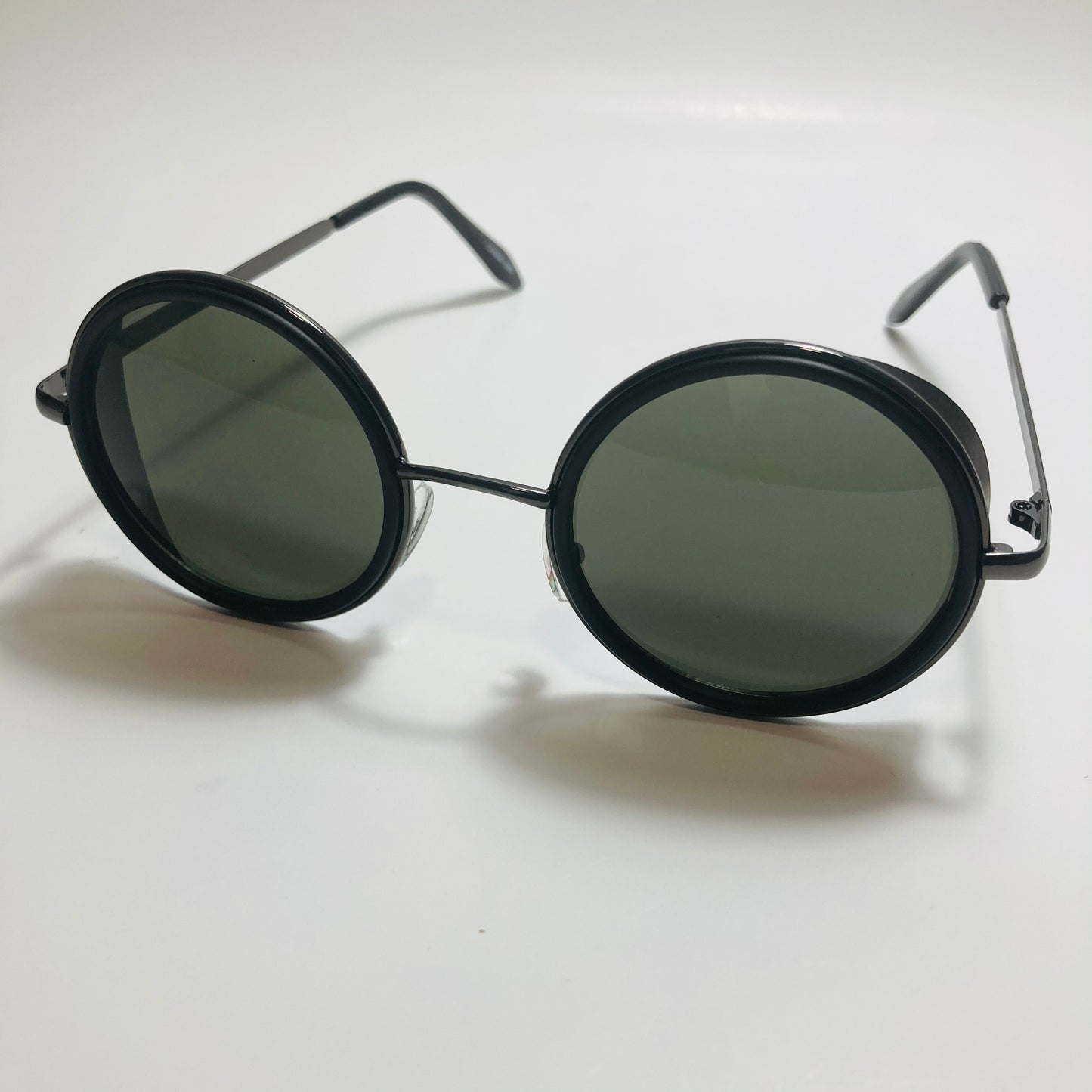 mens and womens black and green round side shield sunglasses