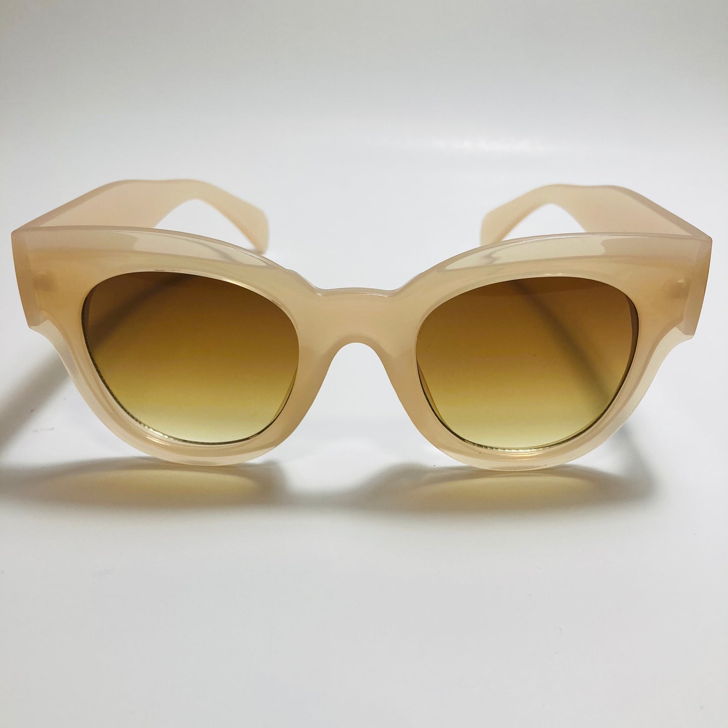 tan and brown womens round oversize sunglasses