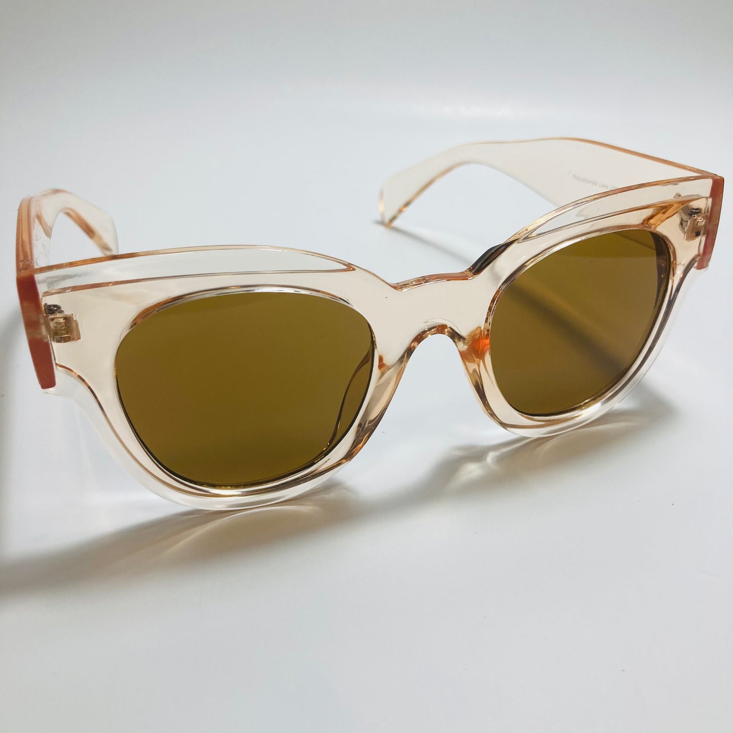 tan and brown womens round oversize sunglasses