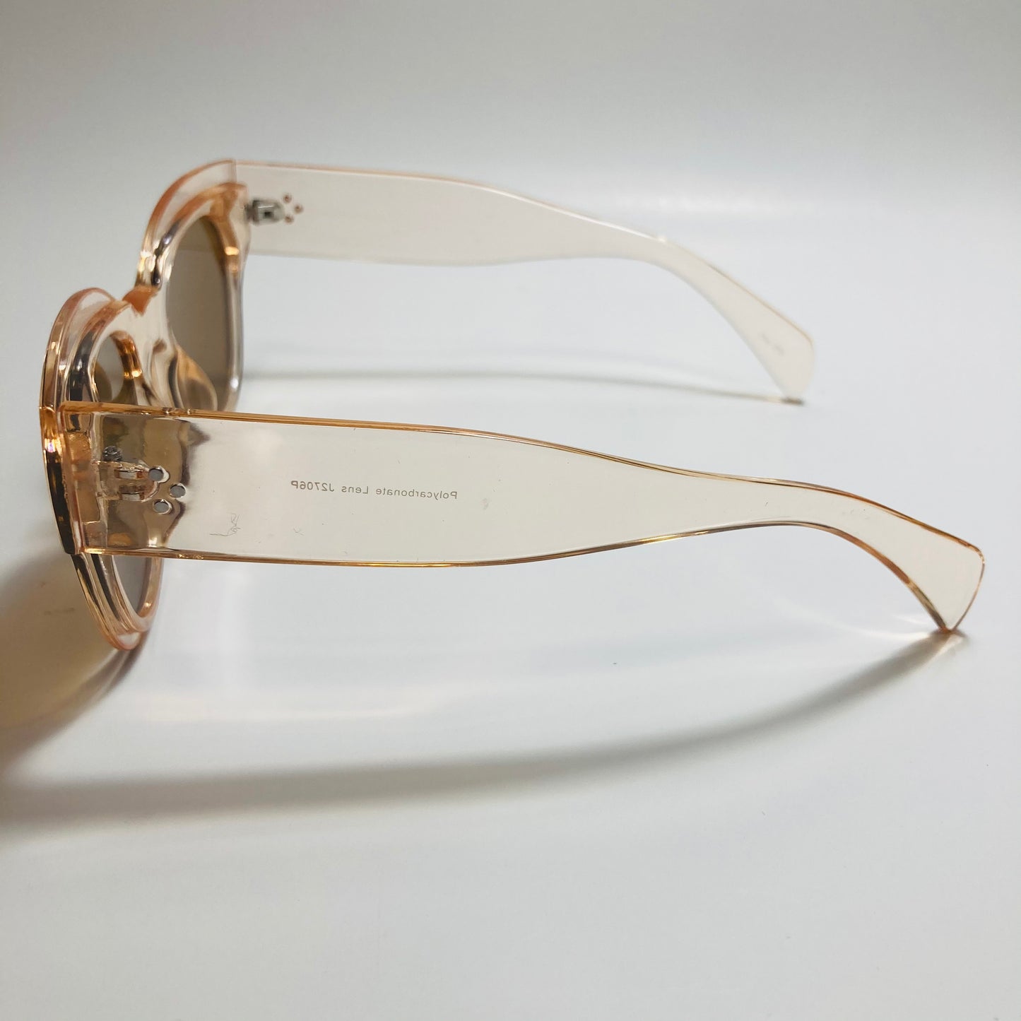 tan and brown womens round oversize sunglasses