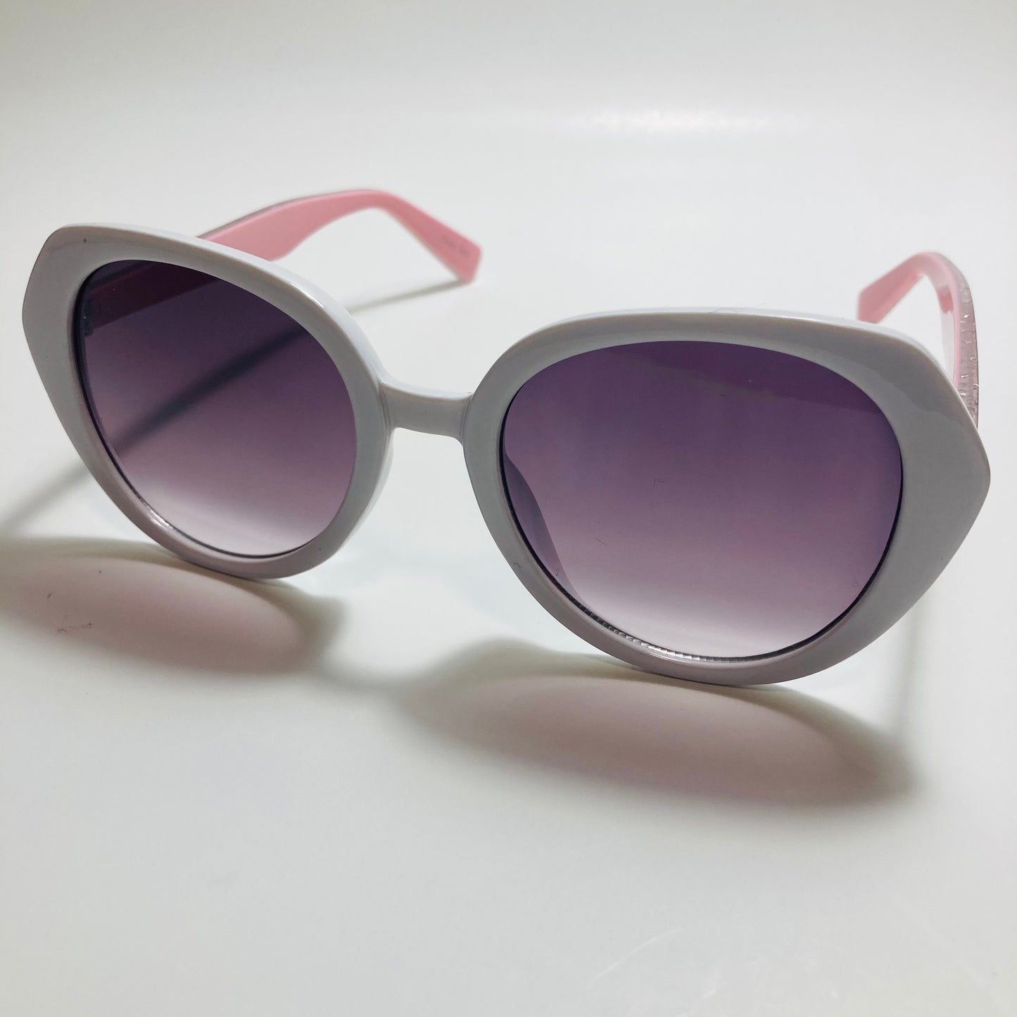 womens white pink and gray round glitter sunglasses